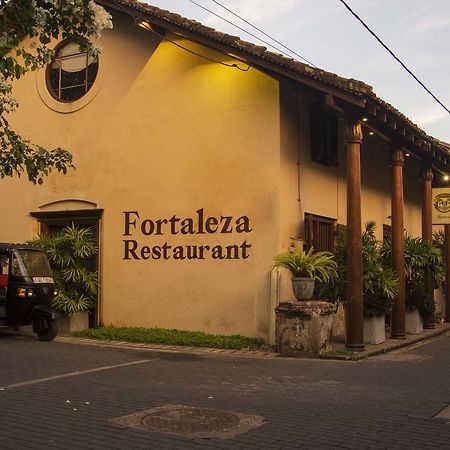 Fortaleza Galle Exteriör bild